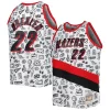 Resistente Comodo Clyde Drexler Portland Trail Blazers 1991/92 Hardwood Classics Doodle Swingman Player Jersey White